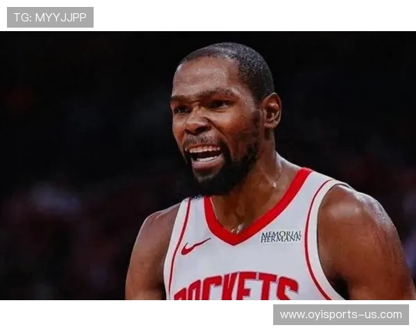 NBA季后赛激战正酣，詹姆斯与杜兰特联手争锋，未来战局引发热议